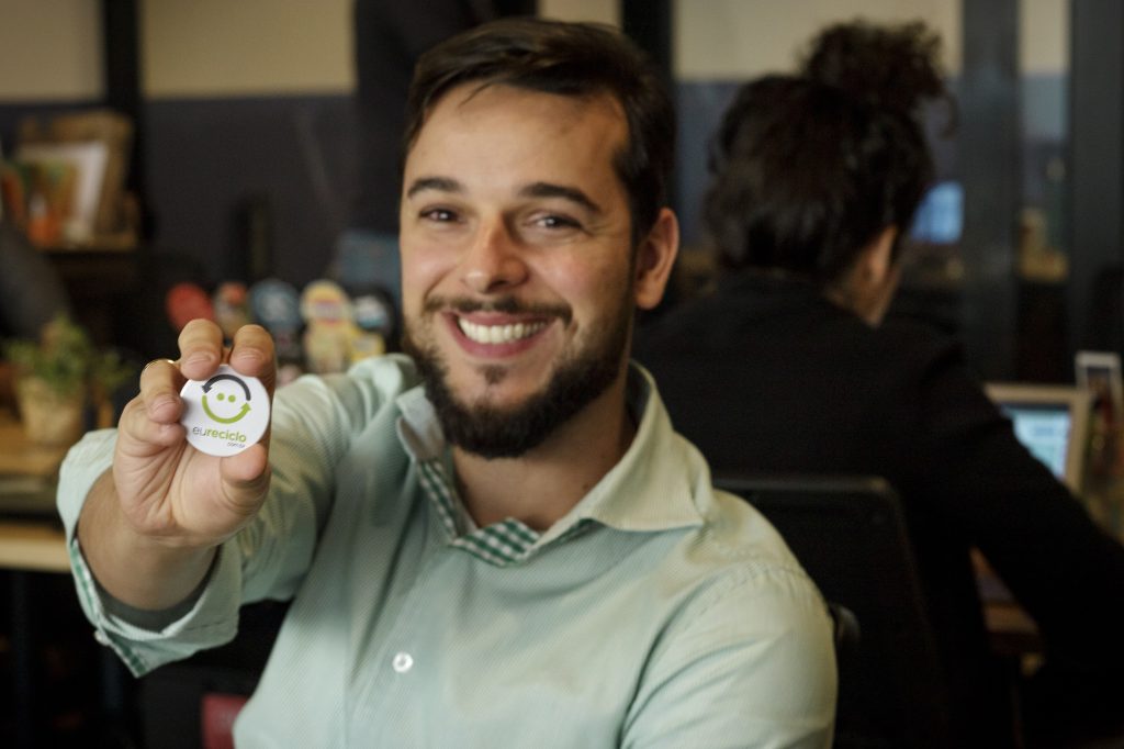 Entenda o que é o selo Eureciclo usado nas embalagens da Leather Labs