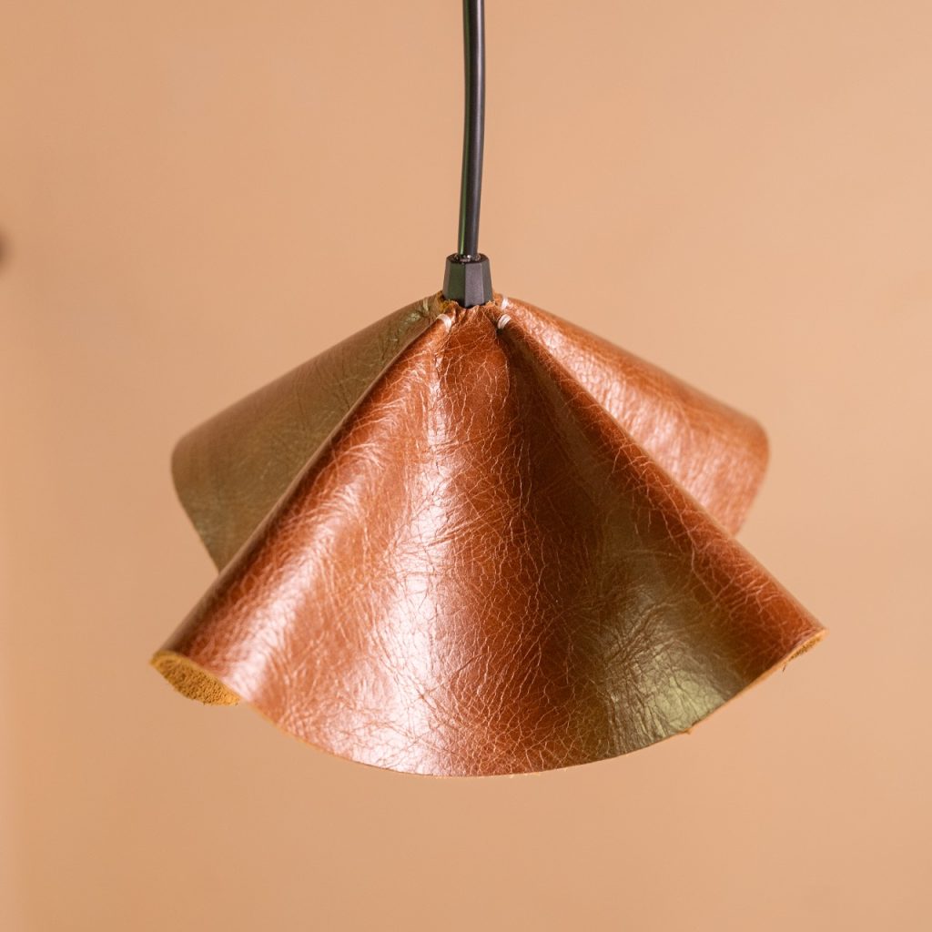 DIY – Luminária de Couro